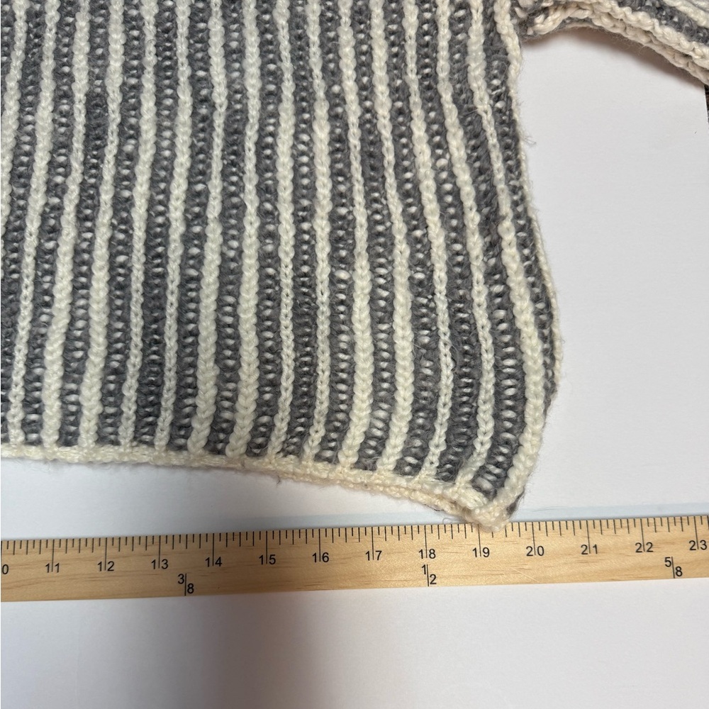 POL Gray and White Cowl Neck Sweater S - Picture 9 of 11